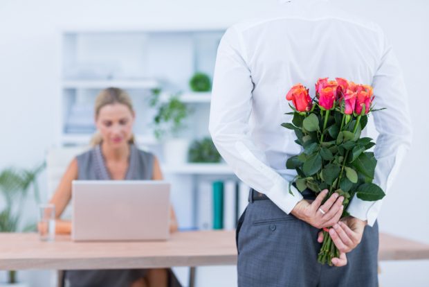 Romantic-Relationships-in-the-Workplace-–-What-should-you-do